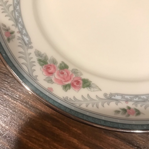 ▪️LENOX Country Romance Plate - Picture 2 of 5
